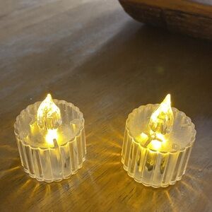 Clear tea light candles set of 2. Battery operated